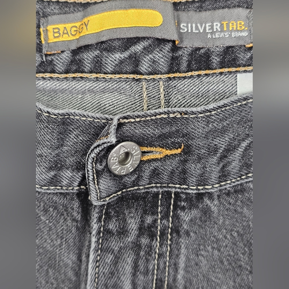 Vintage Levi's Silver Tab Men's 40x32 Relaxed‎ Fit Baggy Jeans in Charcoal - Picture 8 of 12